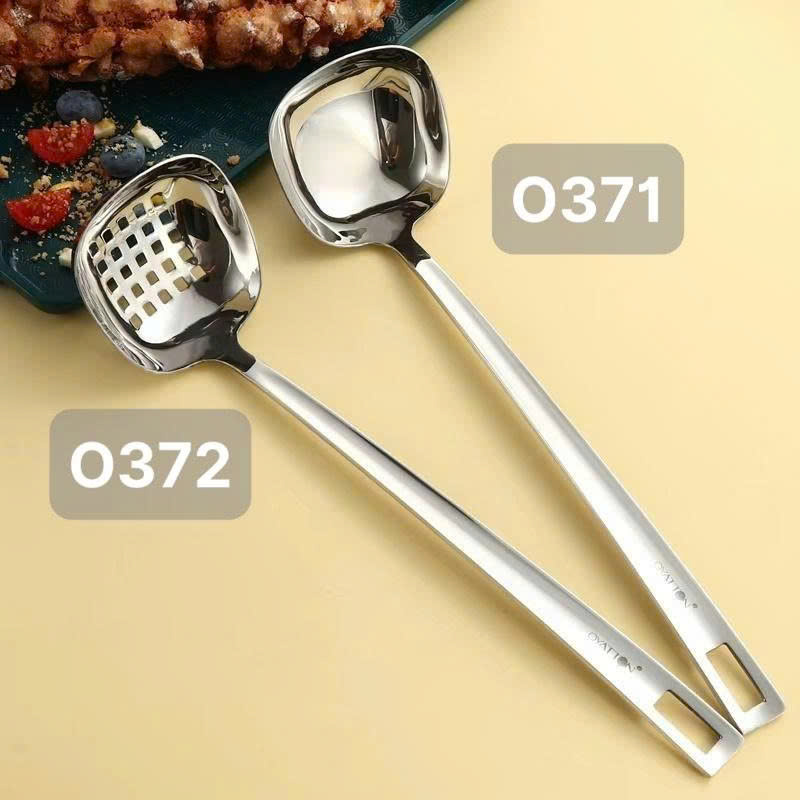 Muôi thủng dáng vuông inox 18/10 OYATTON -O372 - model; OYT-AL372LS